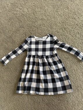 Old Navy Black & White Buffalo Plaid Long-Sleeve Girls Dress